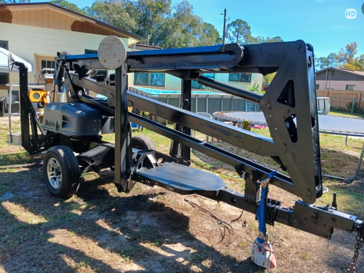 Towable Boom Lift